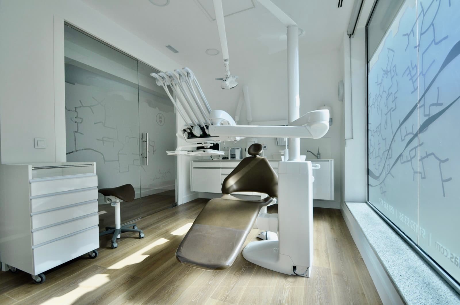 Diseño y proyecto de una clínica dental en Madrid